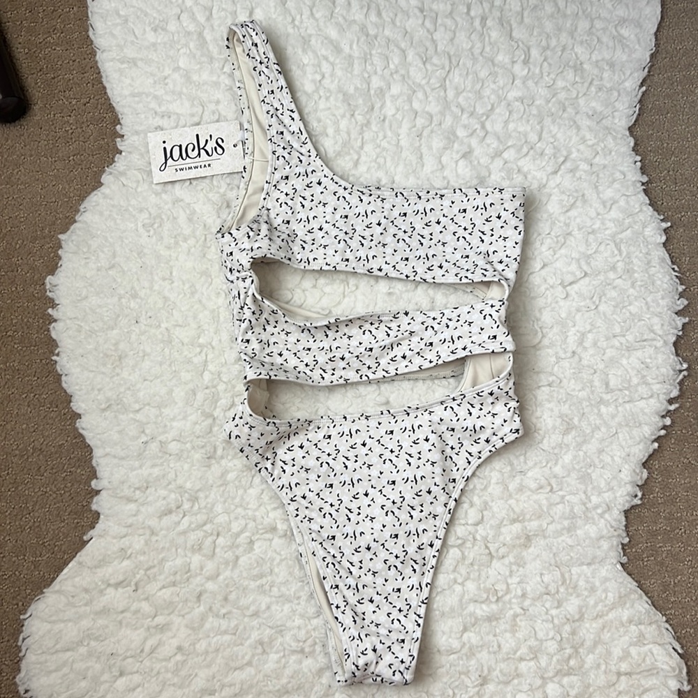 Jack’s Surfboards x Callan TEJIANA One Piece Swimsuit Tan Floral Sz L NWT NEW